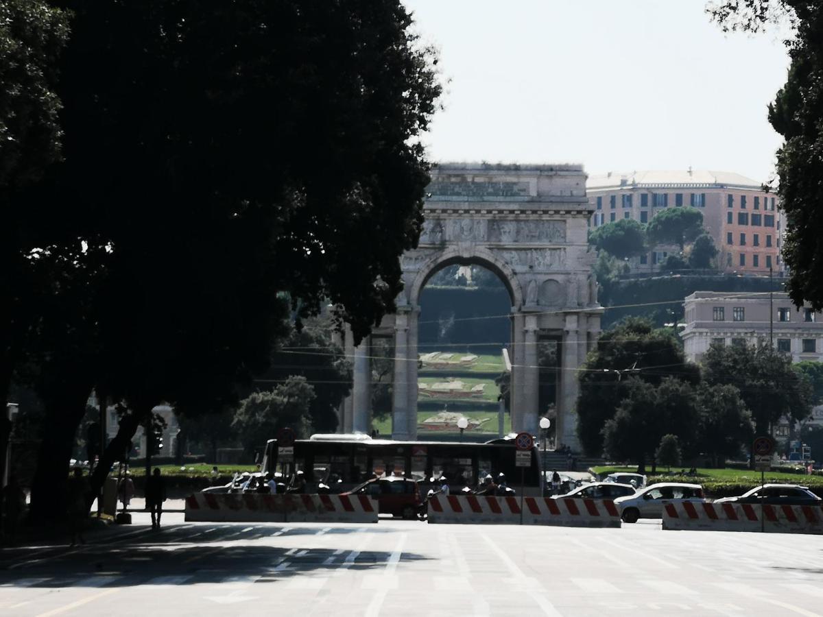 Lambruschini With View - Free Covered Parking Genua