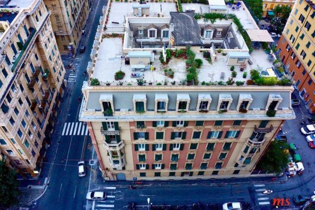 Lambruschini With View - Free Covered Parking Apartment