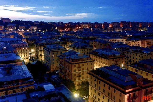 Apartment Lambruschini With View - Free Covered Parking Genua