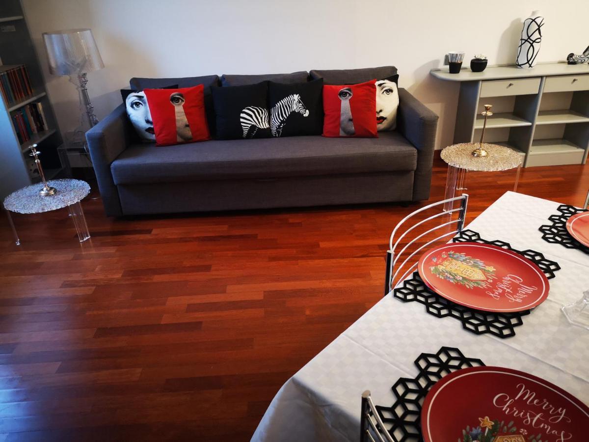 Apartment Lambruschini With View - Free Covered Parking Genua