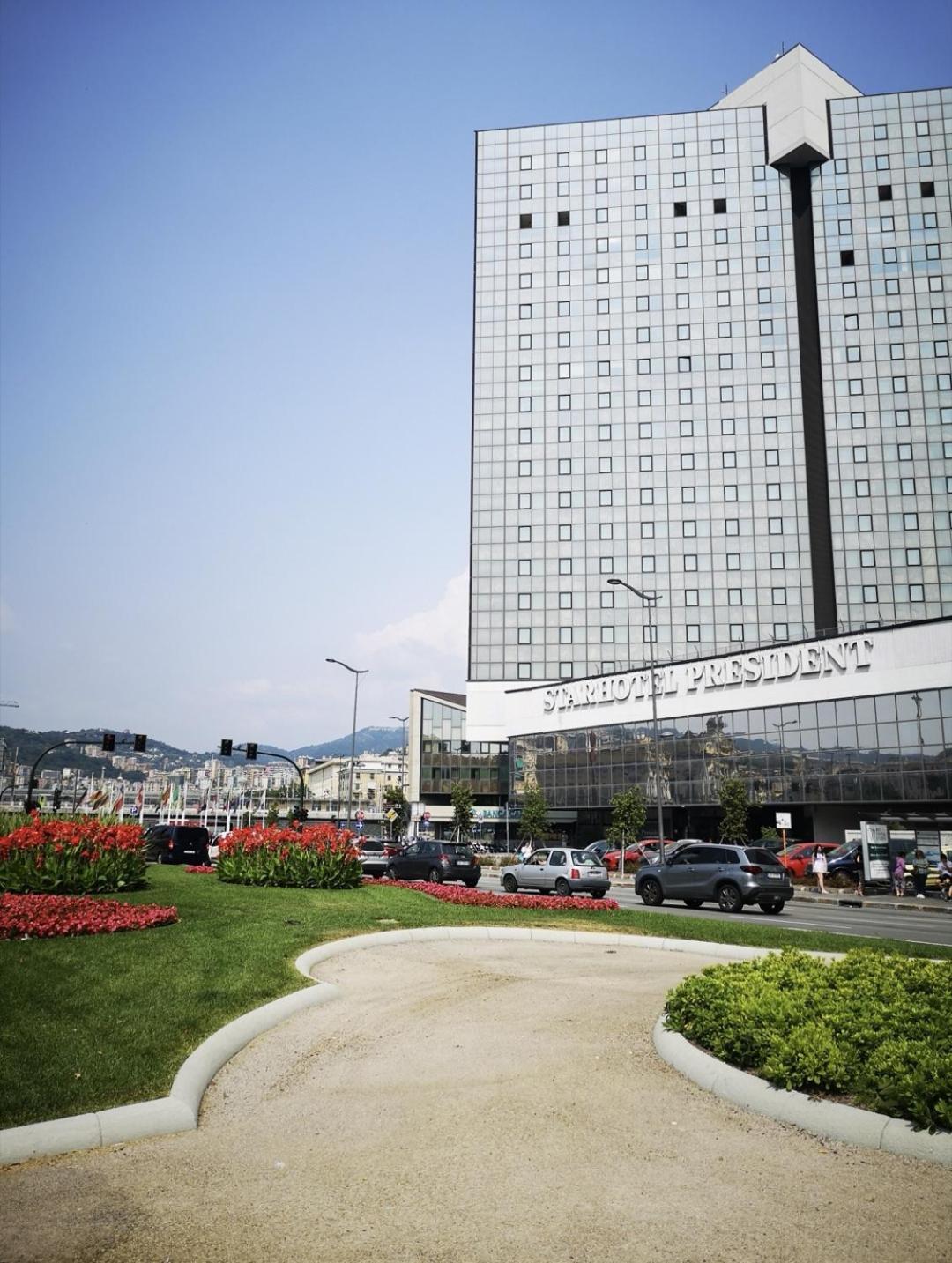 Lambruschini With View - Free Covered Parking Apartment Genua