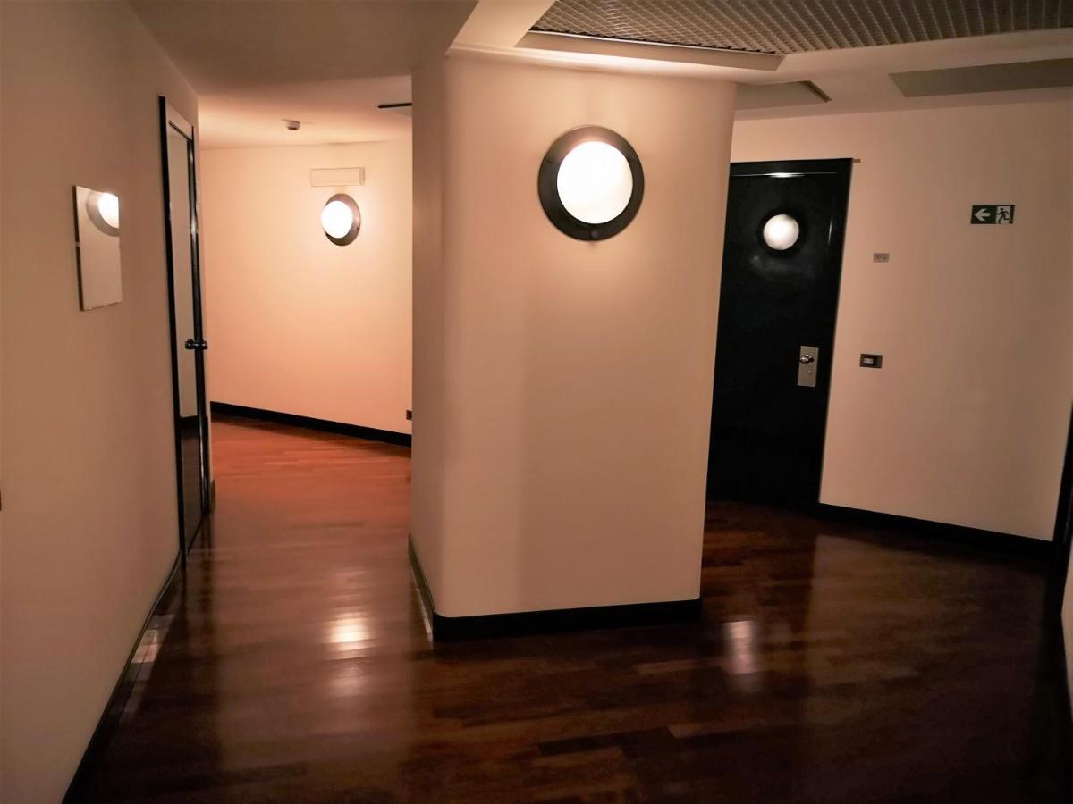 Apartment Lambruschini With View - Free Covered Parking